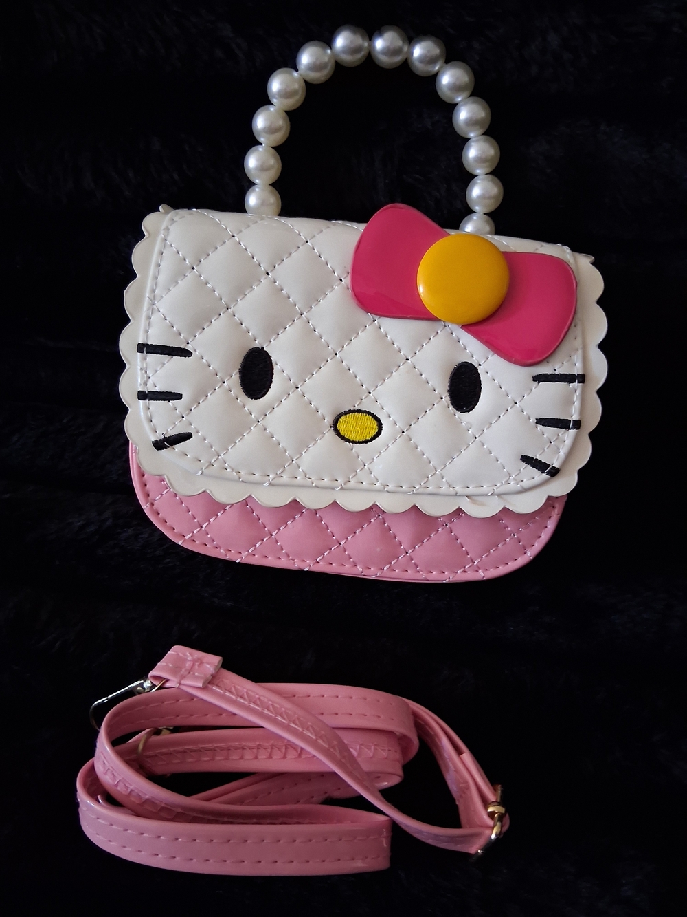 Kids NWT Hello Kitty Girls' Pink &White Quilted Mini Handbag/ Pearl Handle/Strap